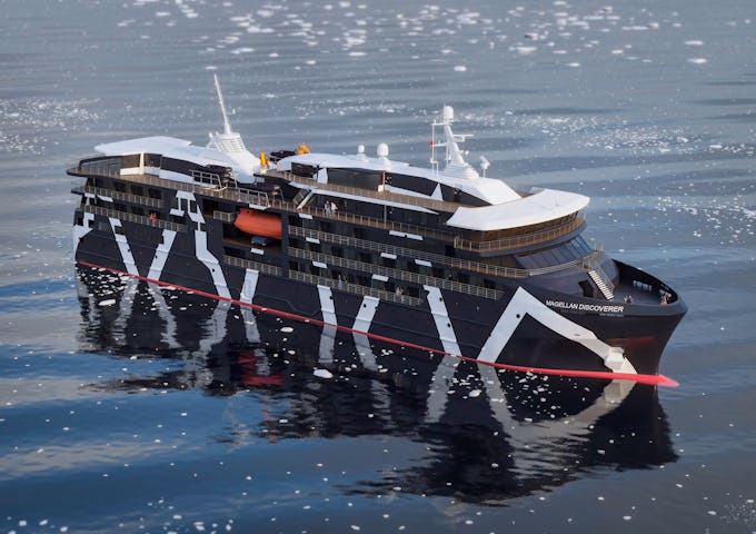 Magellan Discoverer