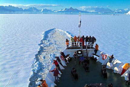 MV Ushuaia ship