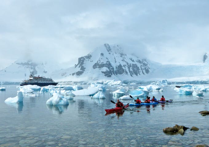 Kayaking in Antarctica - Hebridean Sky Ship