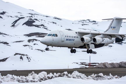 A guide to Antarctic travel