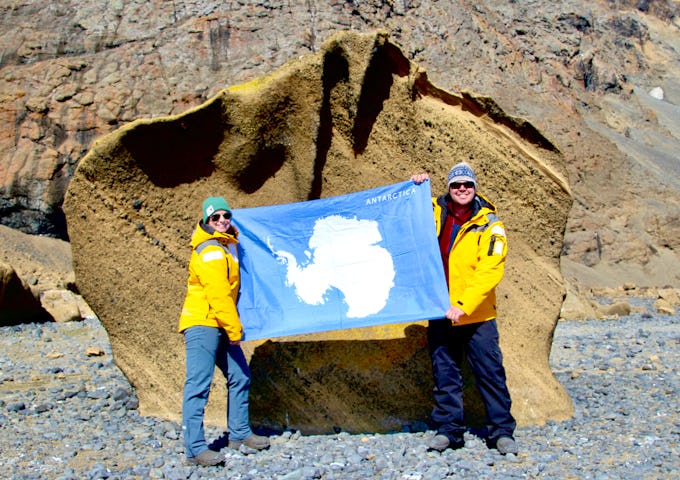 Setting foot on the 7th Continent