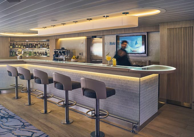 Lounge-Bar onboard NG Endurance, Antarctic Vessel