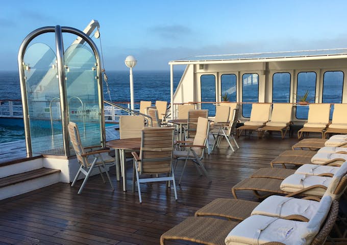 Deck-pool