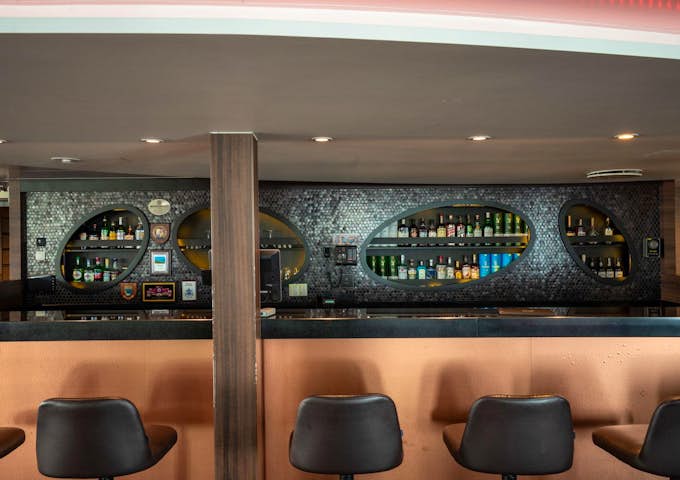The bar on the Hondius ship in Antarctica 