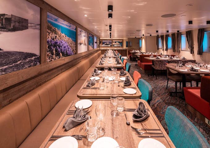 The dining room on the Ortelius