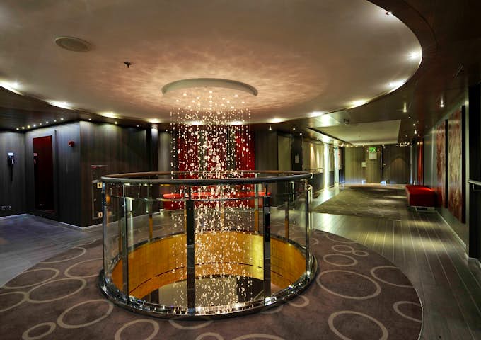 Discover the most luxurious Antarctica cruise: the interior of Le Boreal cruise ship