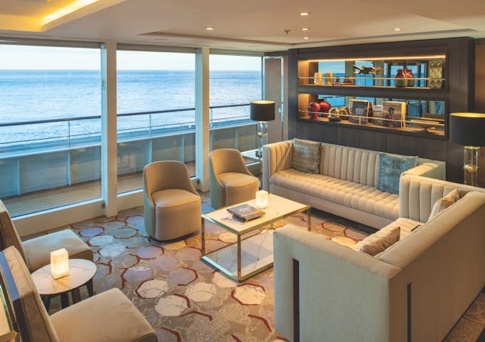 World Voyager's observation lounge