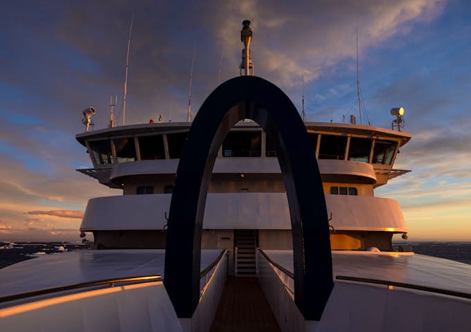 The SH Minerva expedition ship's Bridge