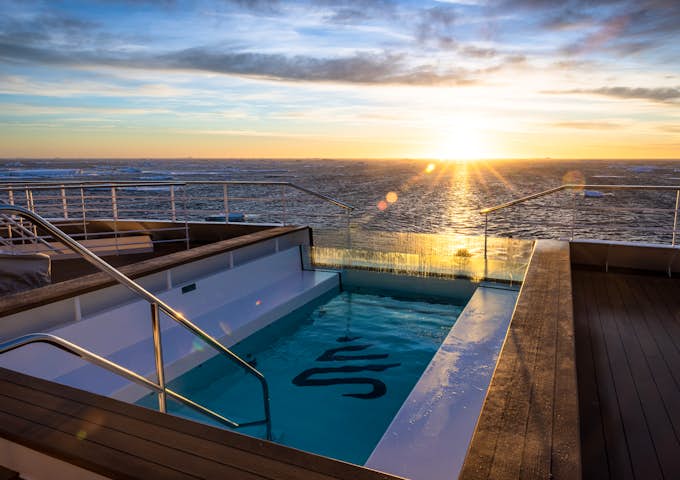 The SH Minerva expedition ship's pool