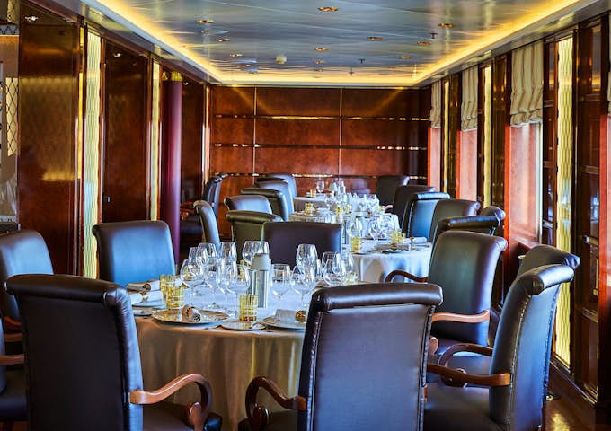 Silver Cloud ship
