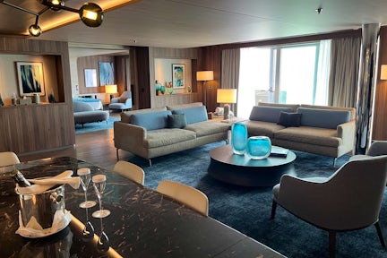 Luxury Antarctica Cruises