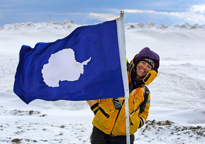Setting foot on the 7th Continent